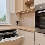 Beautiful 3-Bedroom Apartment Gwiazdzista 18 By Noclegi Renters